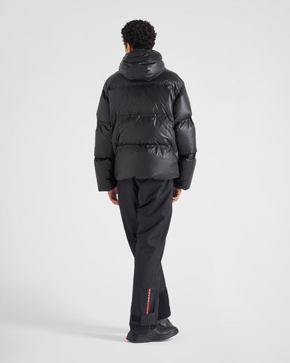 "D" Oblique Puffer Schwarz